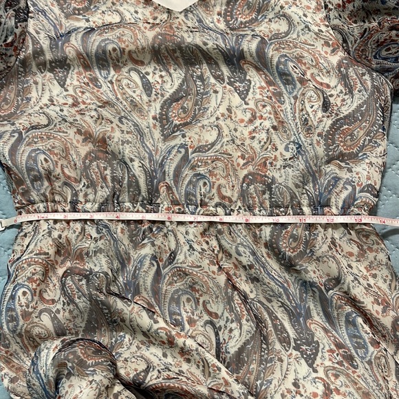 Mirarose Paisley Maxi Dress - Picture 9 of 12